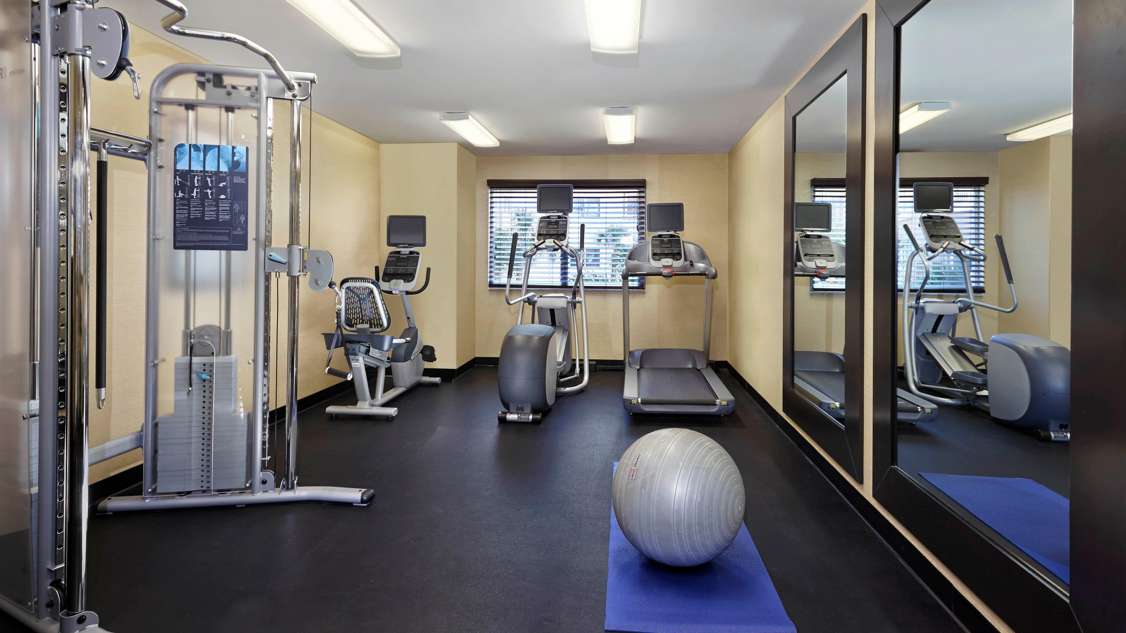 Holiday Inn Express & Suites Naples Downtown - 5Th Avenue By Ihg Kültér fotó